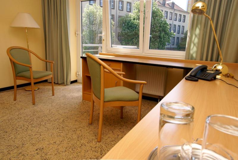 Hotel Am Weberplatz ドレスデン エクステリア 写真